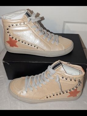 Shu Shop Riri Studded High Top Sneakers Champagne Metallic Star Size 8 NIB